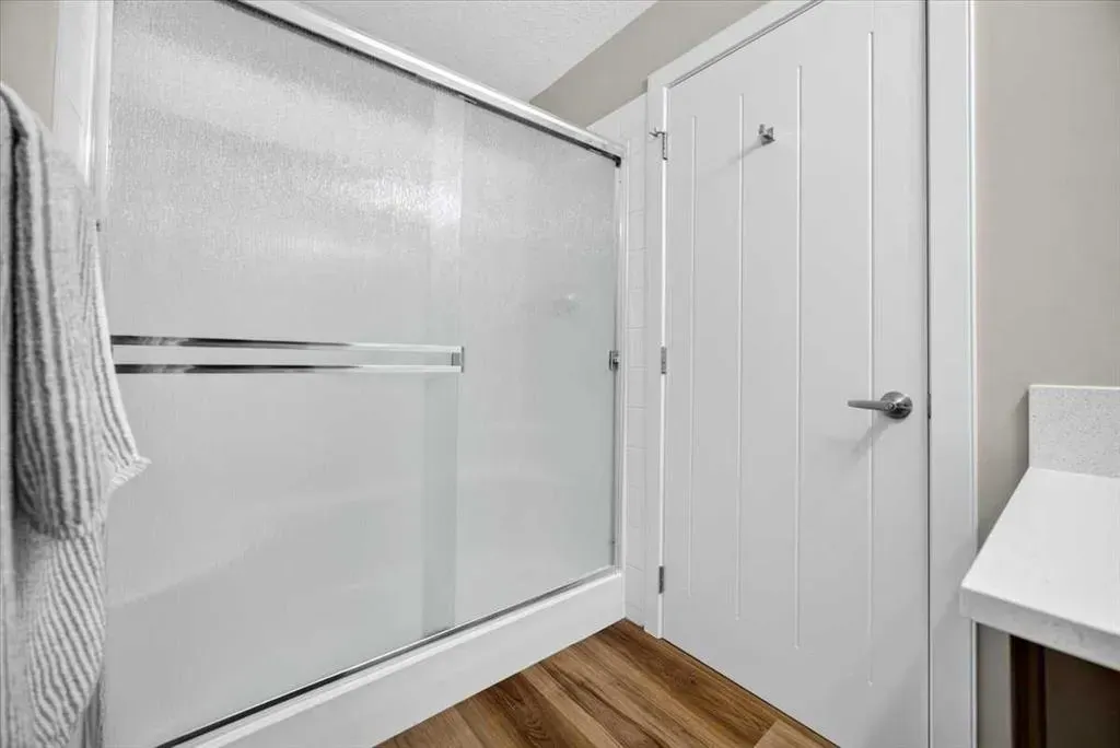 20 Royal Oak Plaza NW #226