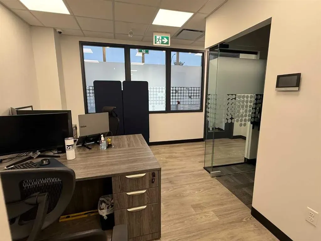 2903 Kingsview Boulevard SE #401 & 402