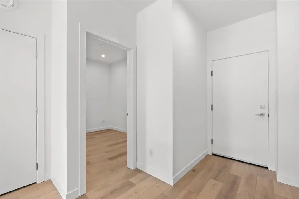 150 Carrington Gate NW #4214
