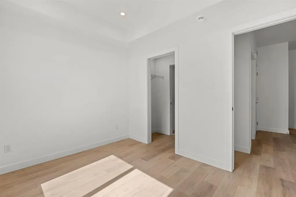 150 Carrington Gate NW #4214