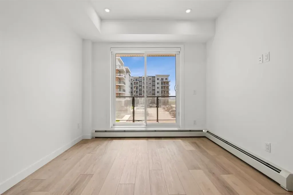 150 Carrington Gate NW #4214