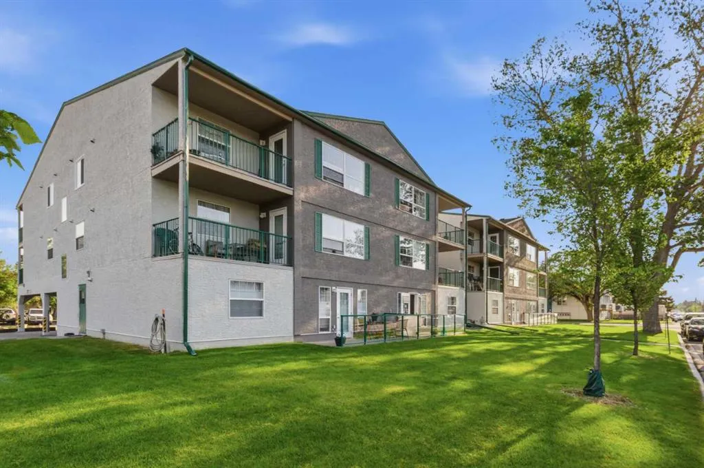 105 7 Avenue SE #208
