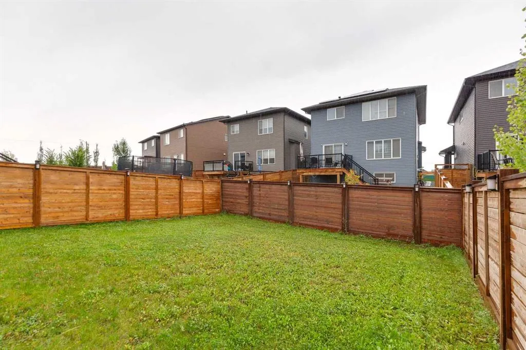 1020 Chinook Gate Heath SW