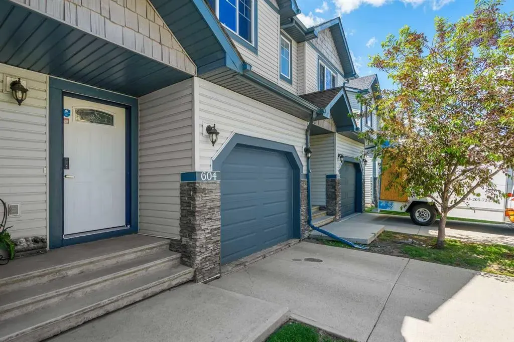 620 Luxstone Landing SW #604