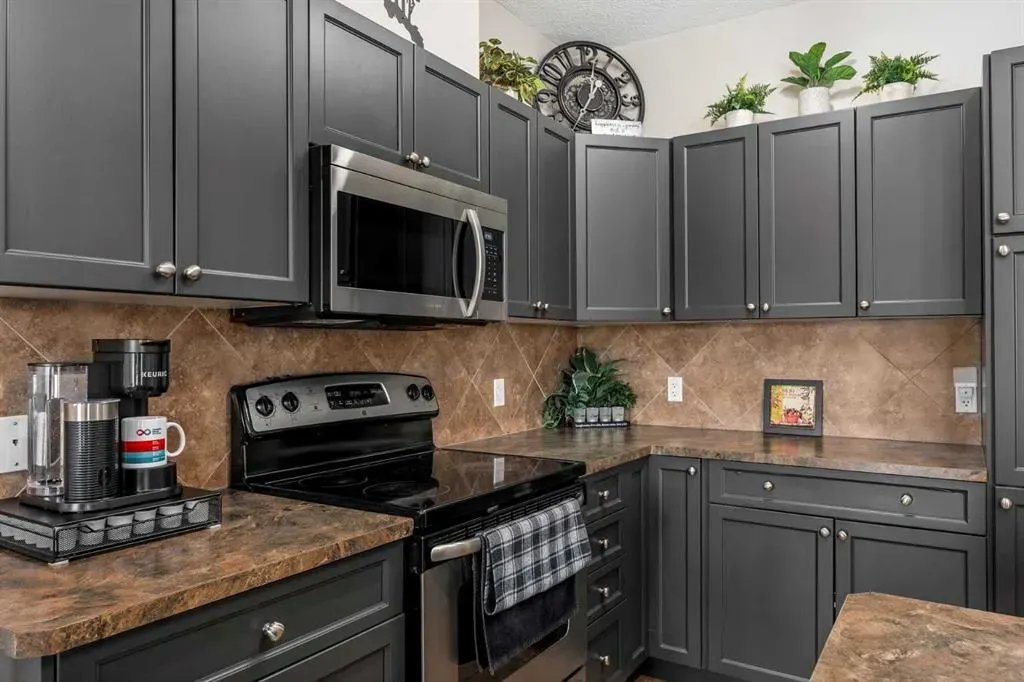 620 Luxstone Landing SW #604