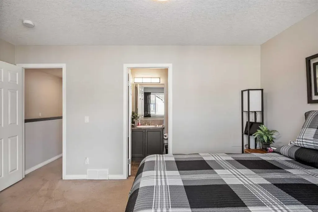 620 Luxstone Landing SW #604