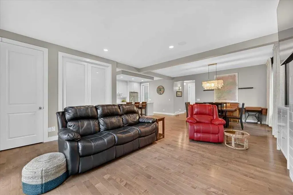 159 Cooperstown Lane SW