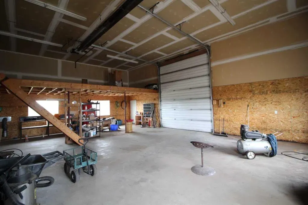 291055 Township Road 290