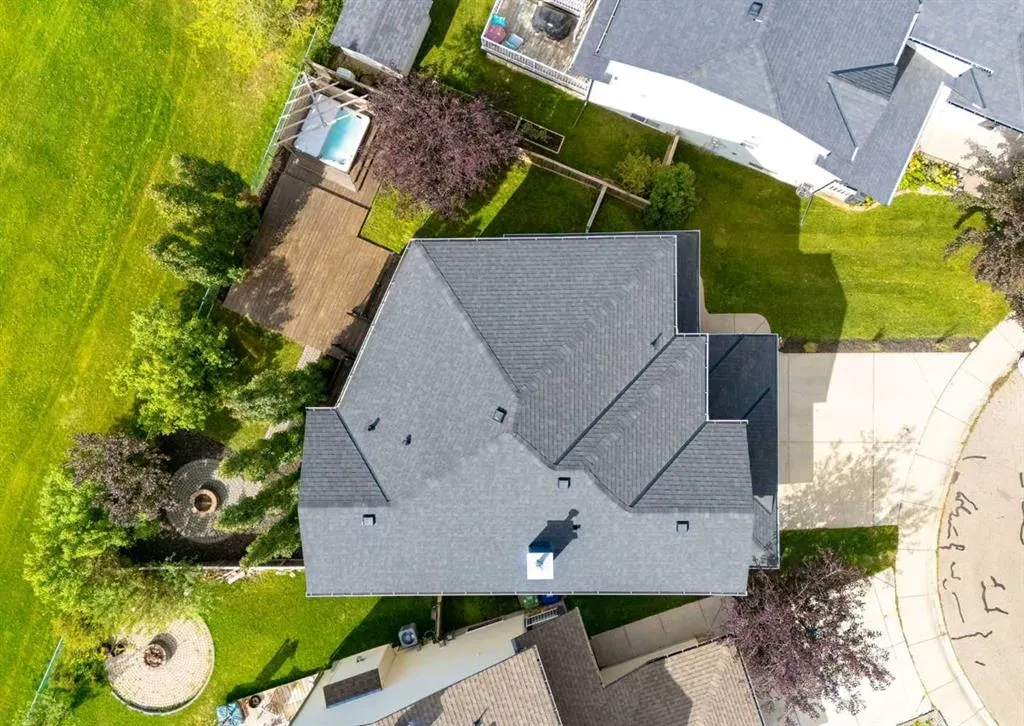 237 Luxstone Green SW