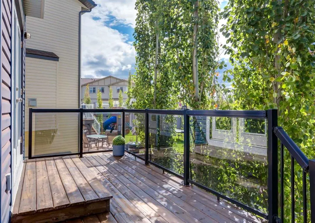 237 Luxstone Green SW