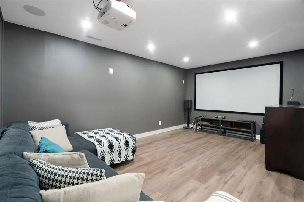 13 Cimarron Springs Court
