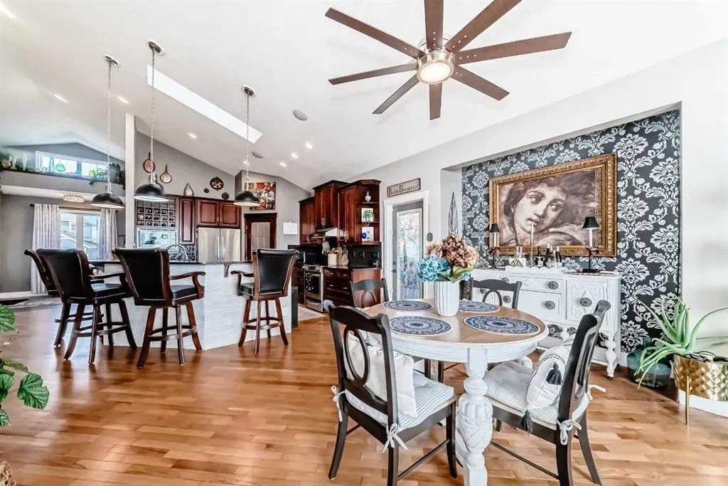 33 Boulder Creek Manor SE