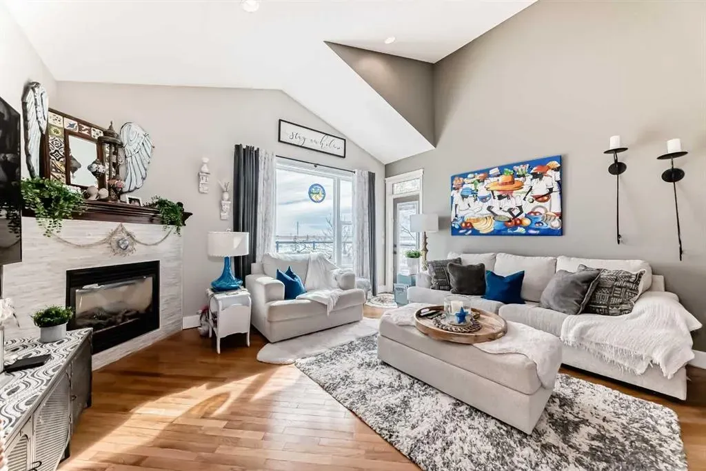 33 Boulder Creek Manor SE