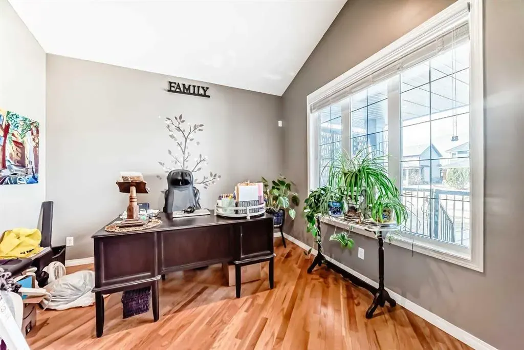 33 Boulder Creek Manor SE