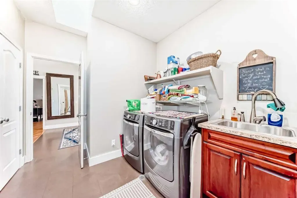 33 Boulder Creek Manor SE
