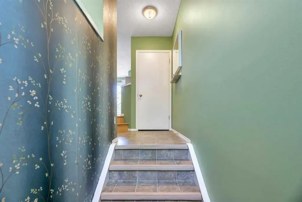 101 Tuscany Springs Gardens NW