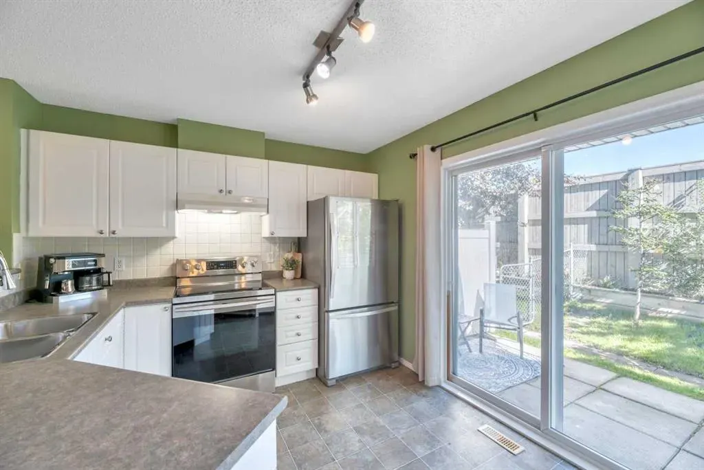 101 Tuscany Springs Gardens NW