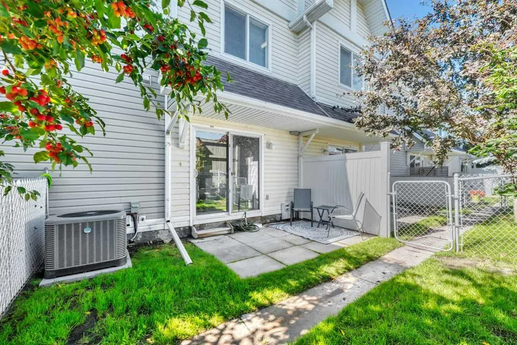 101 Tuscany Springs Gardens NW