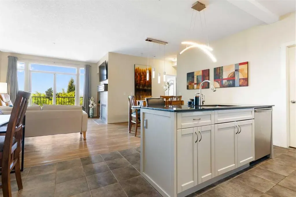 141 Mountain Street #202