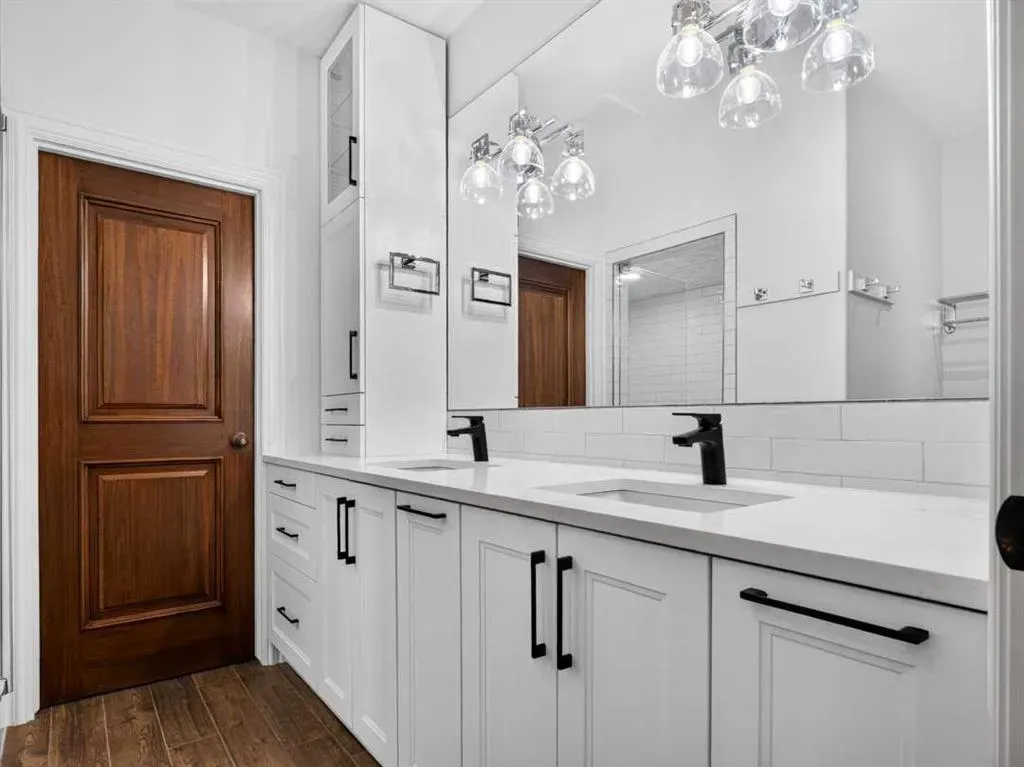 33 Longeway Place