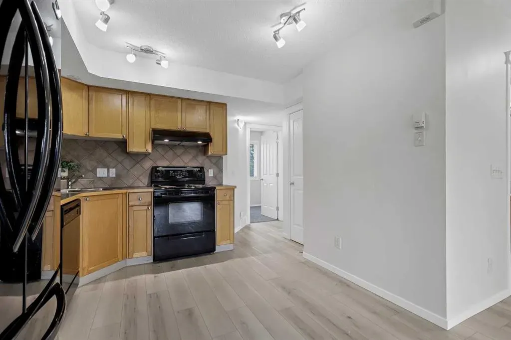 140 Sagewood Boulevard SW #406