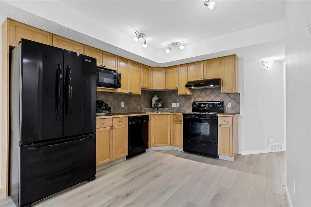 140 Sagewood Boulevard SW #406