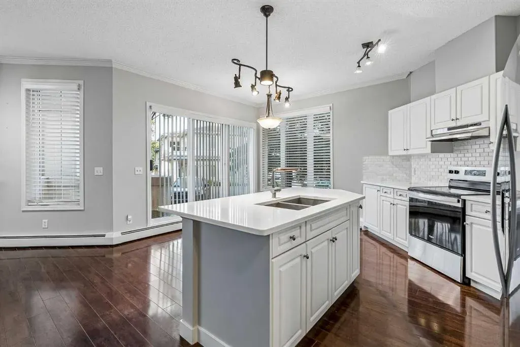 108 Edgeridge Terrace NW #102