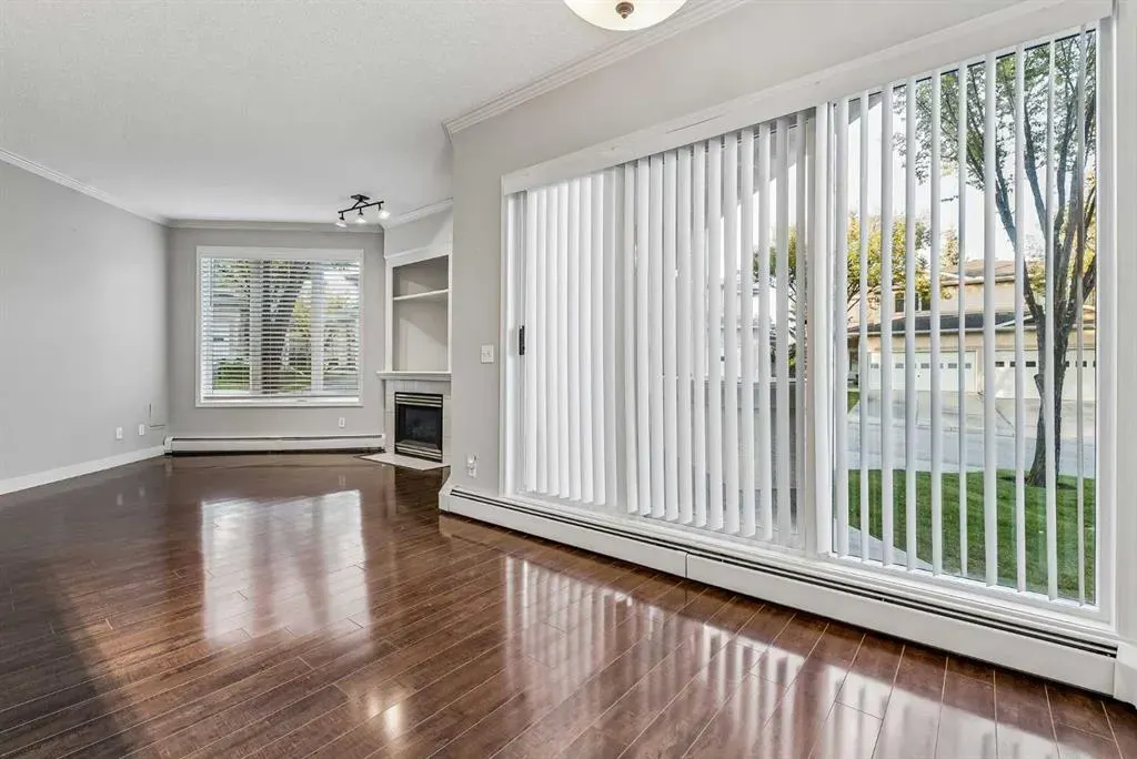 108 Edgeridge Terrace NW #102