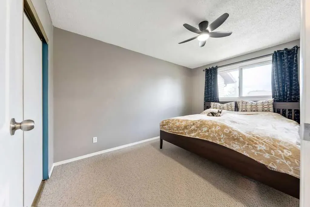 73 Glenbrook Crescent #24