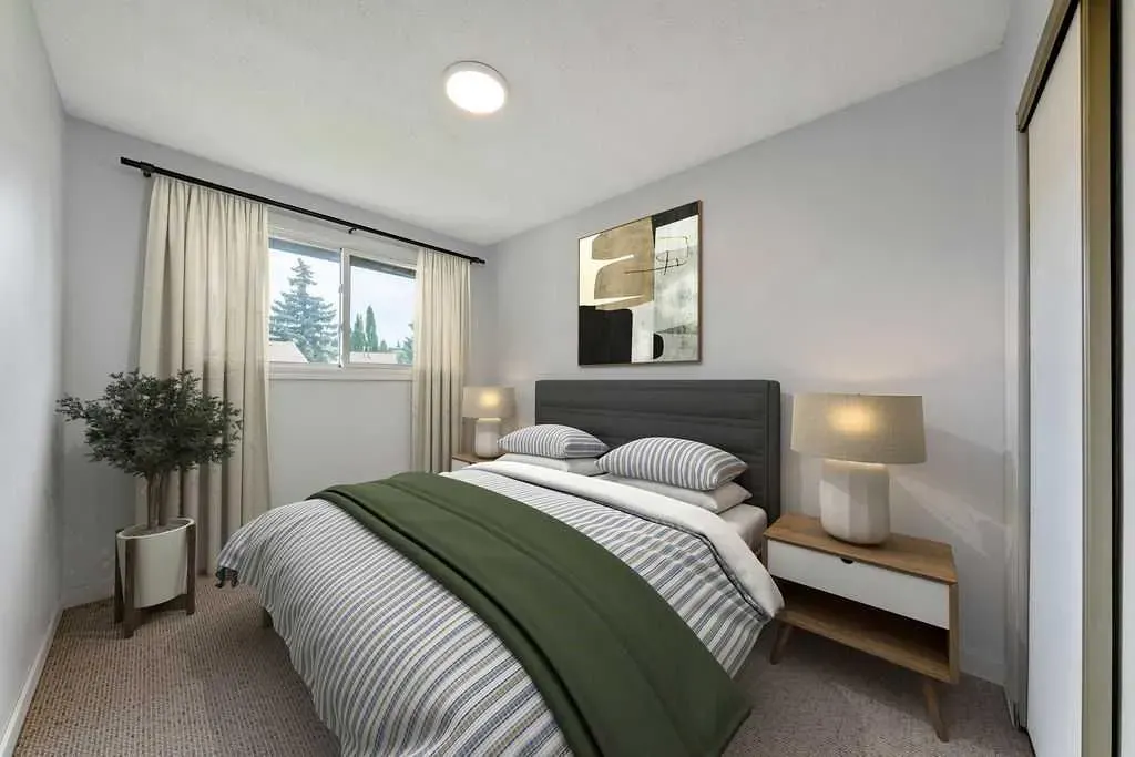 73 Glenbrook Crescent #24