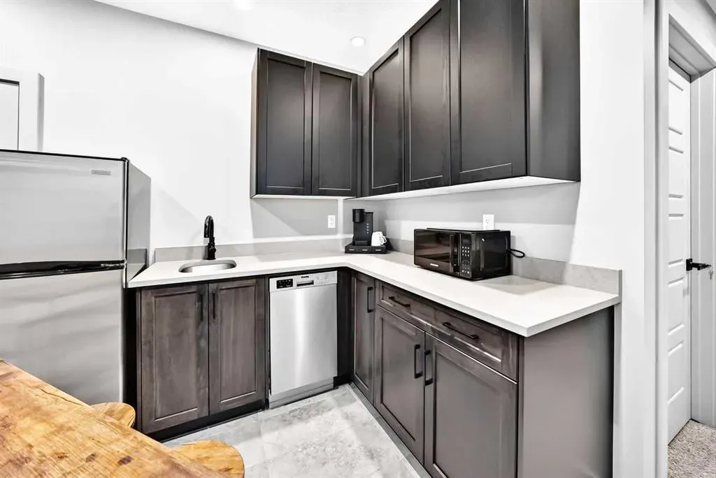 184 Precedence Hill