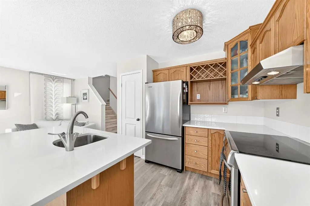 21 Rocky Vista Circle NW