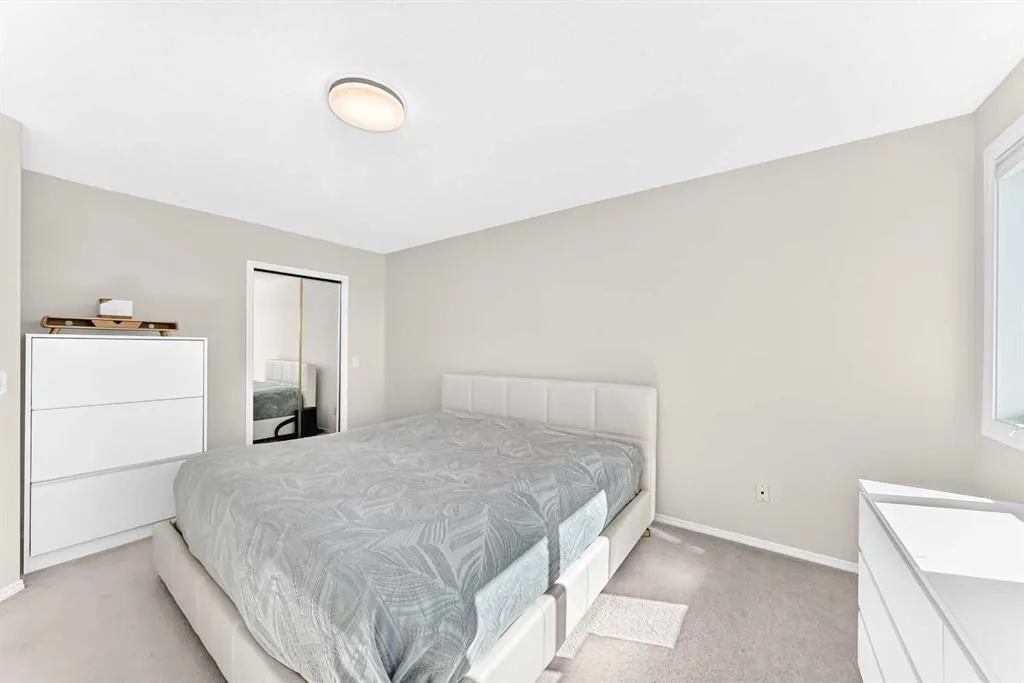 21 Rocky Vista Circle NW