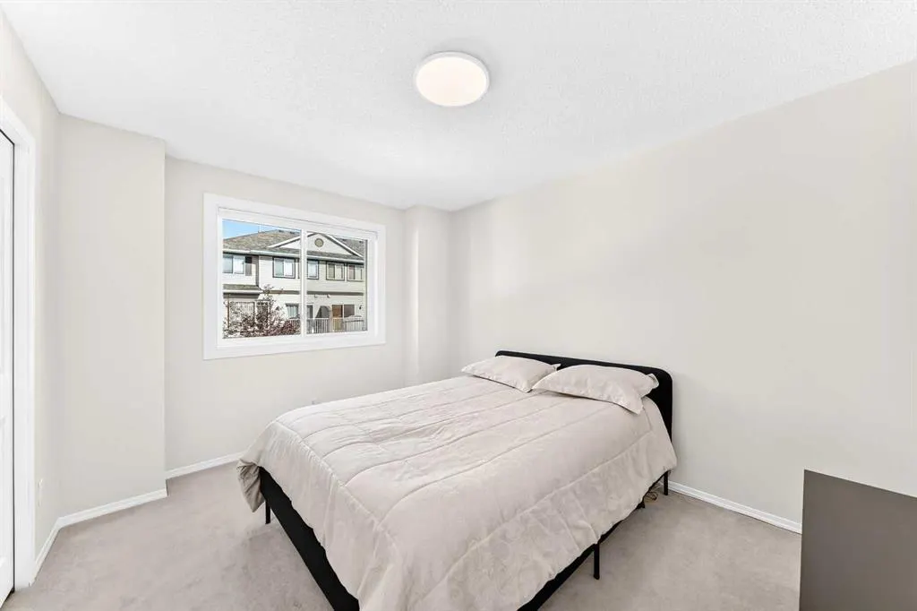 21 Rocky Vista Circle NW