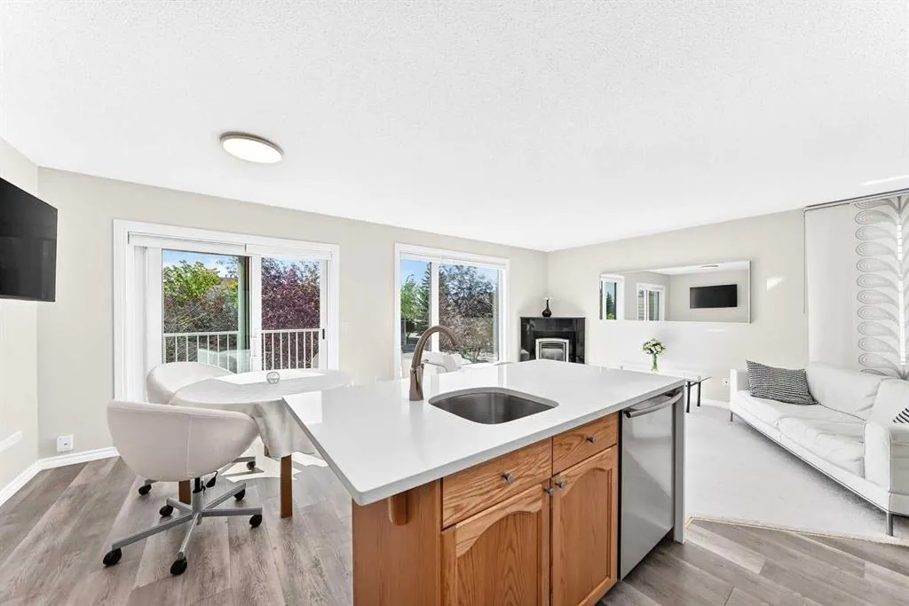 21 Rocky Vista Circle NW