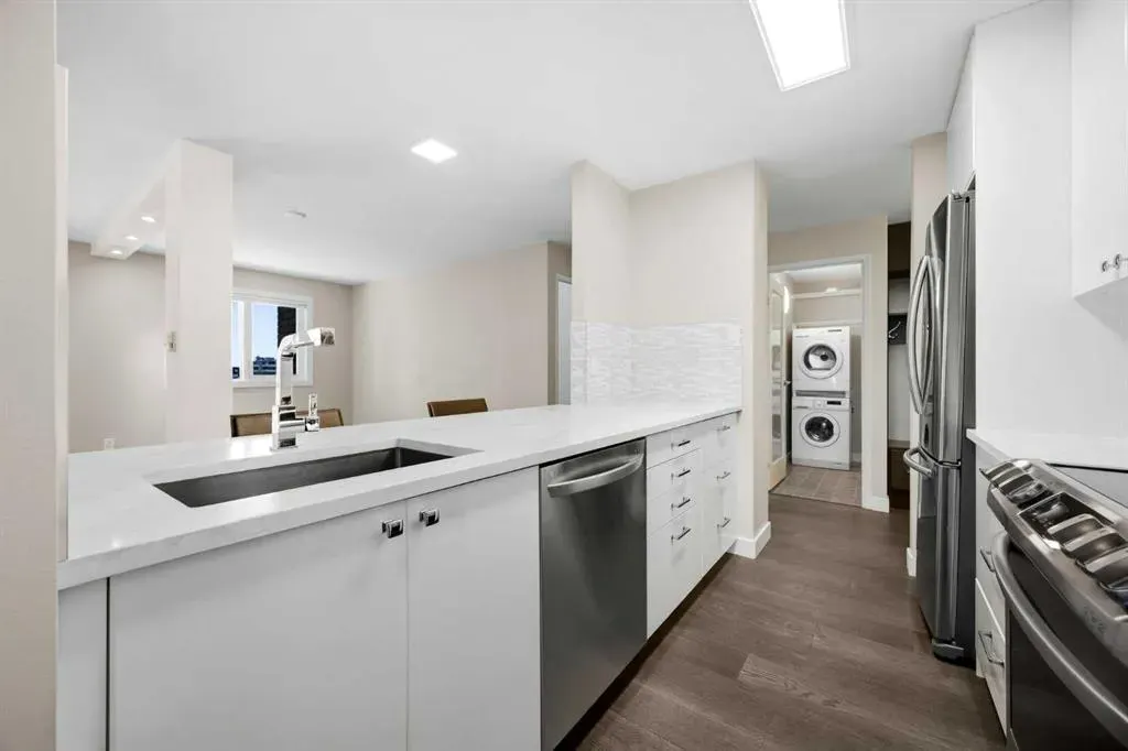 220 13 Avenue SW #707