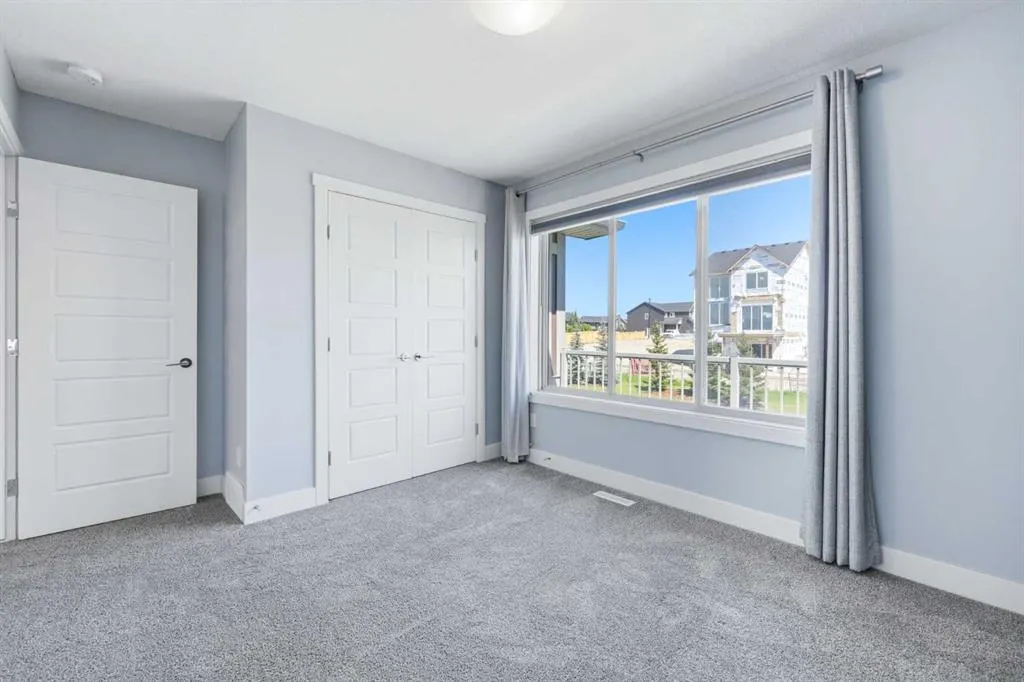 129 Kingsbury Close SE