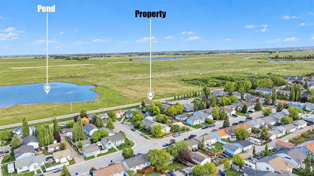 106 Strathaven Bay