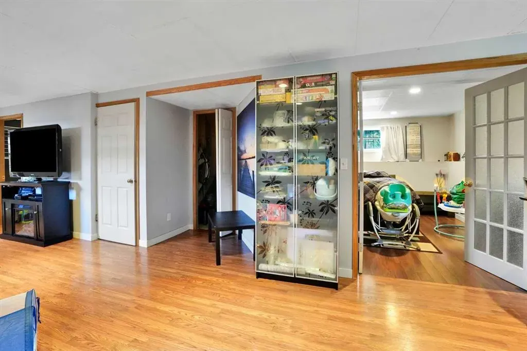 106 Strathaven Bay