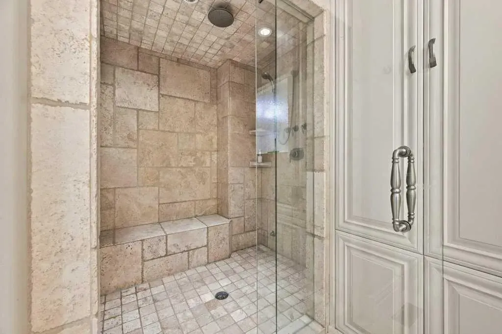 15 Welland Rise