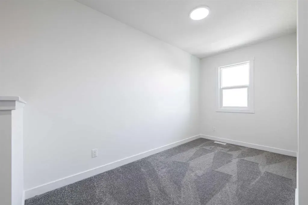 11 Tillotson Loop