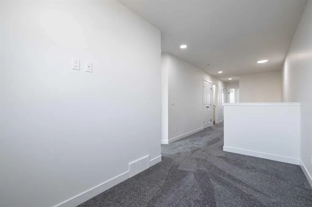 11 Tillotson Loop