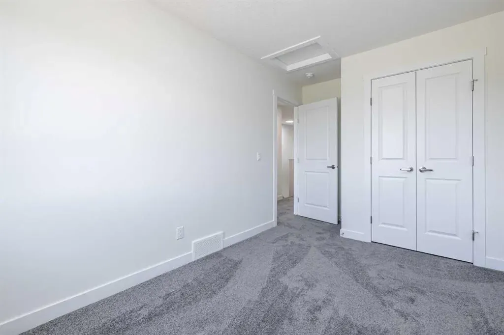 11 Tillotson Loop