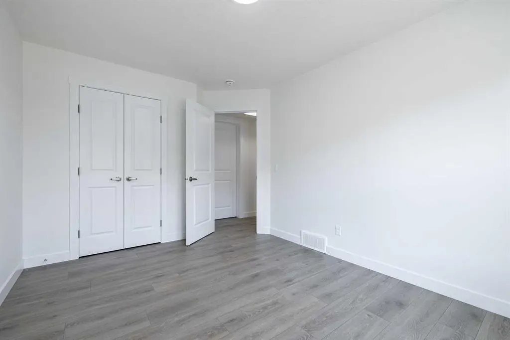 11 Tillotson Loop