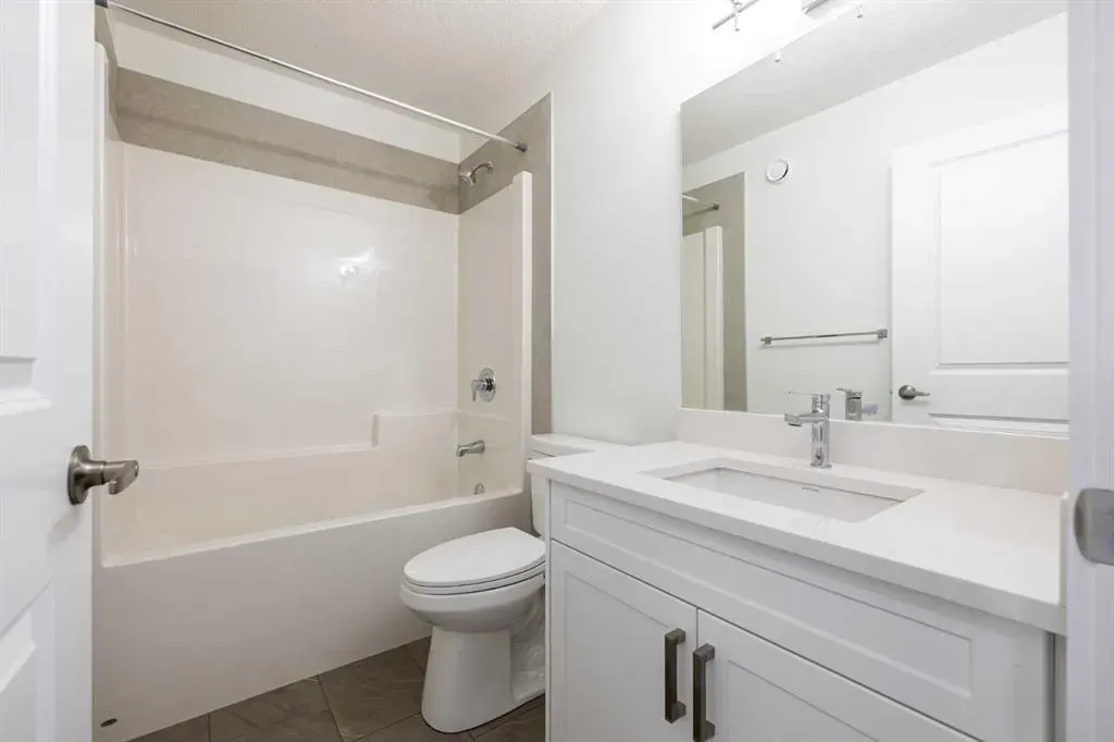 11 Tillotson Loop