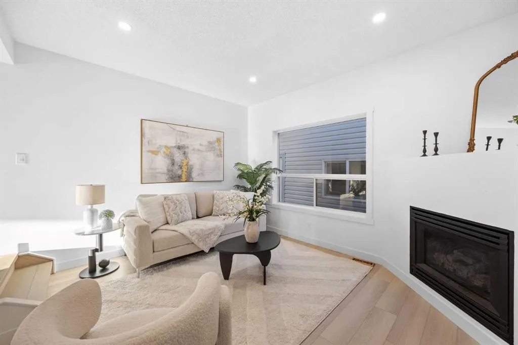 148 Arbour Wood Mews NW
