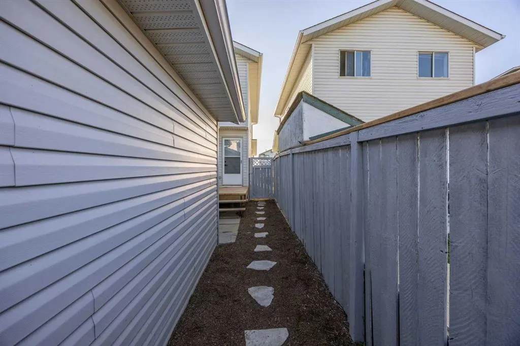 148 Arbour Wood Mews NW