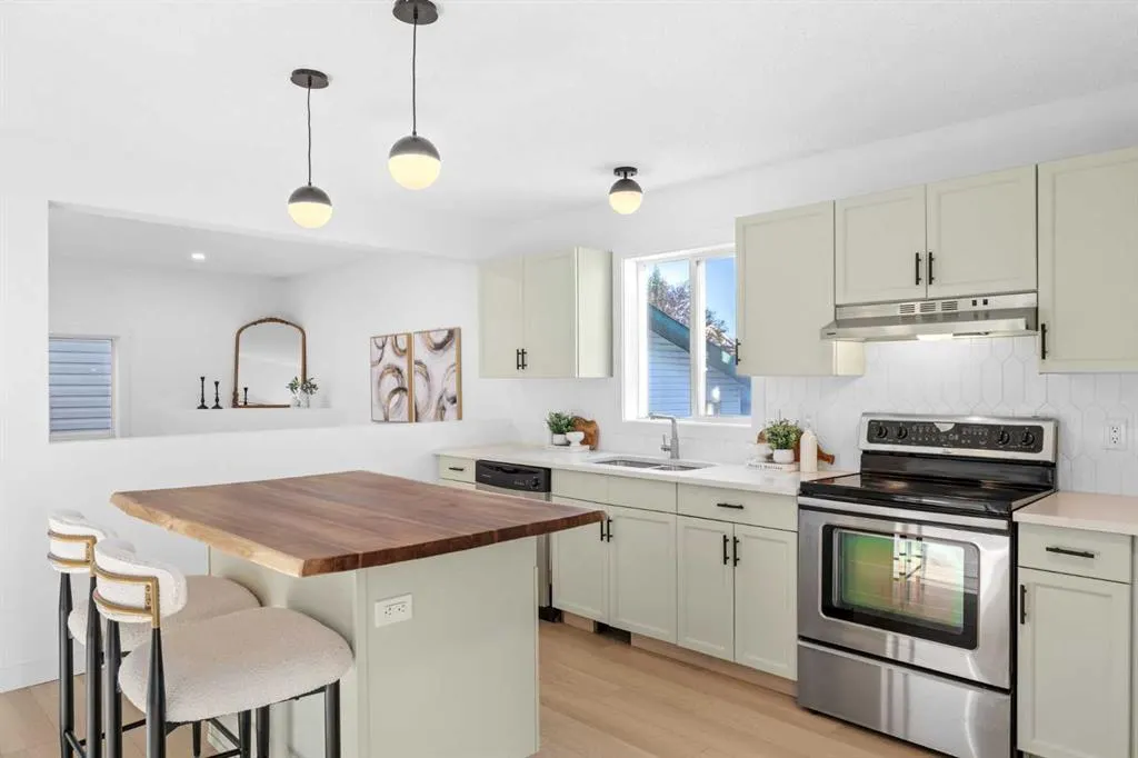 148 Arbour Wood Mews NW
