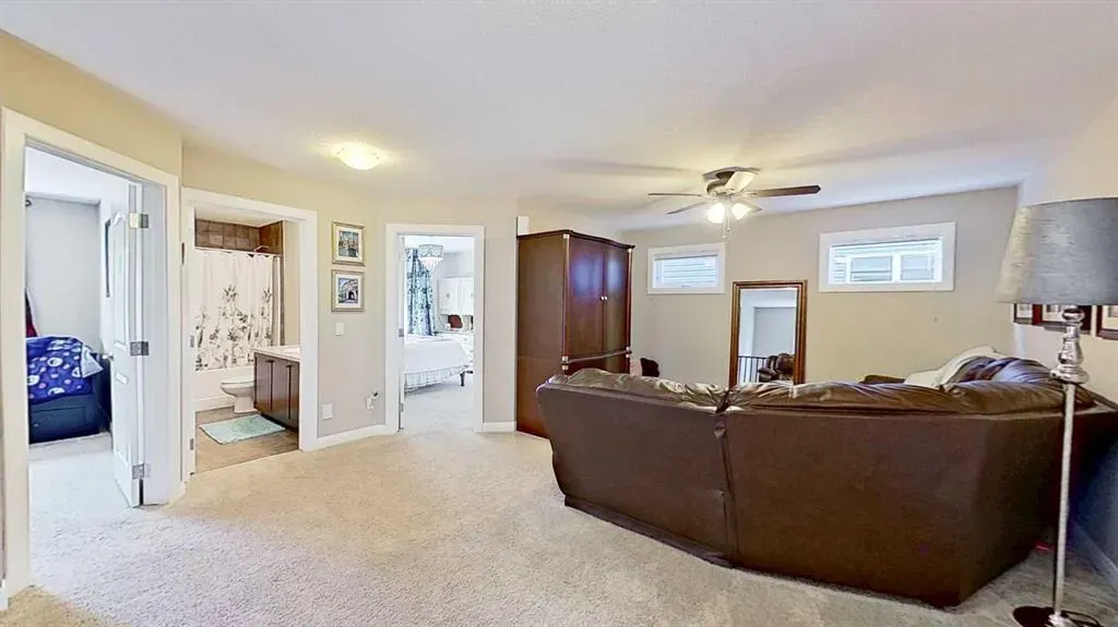 31 Ravenslea Crescent SE