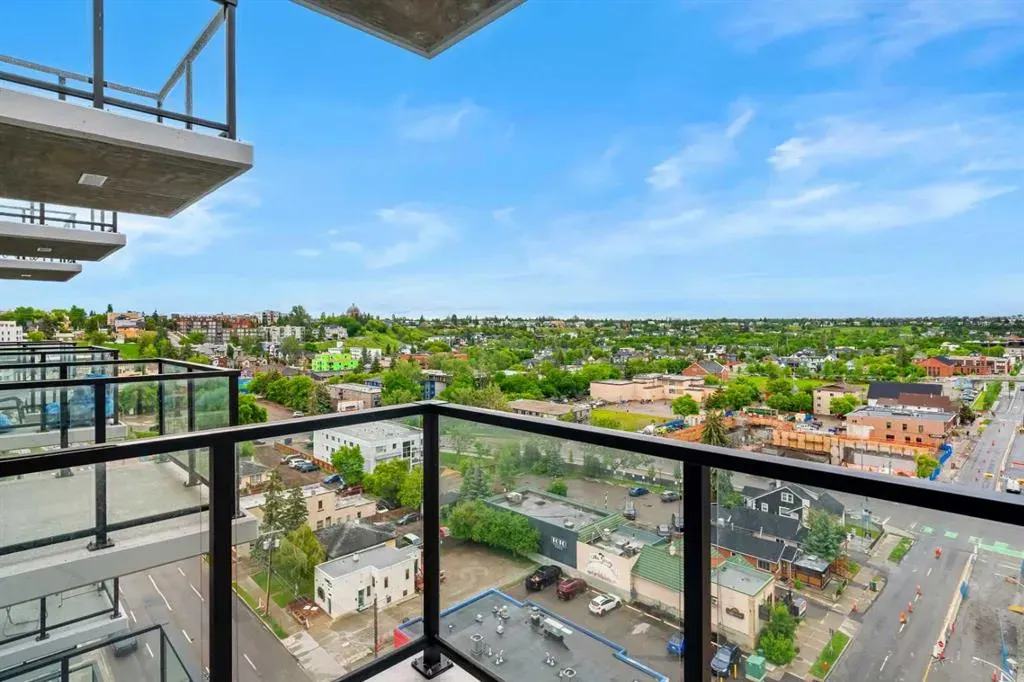123 4 Street NE #1208